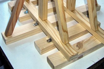 Fotografie z výroby trebuchetu (zdroj: Petr Fořt) treb006-2547