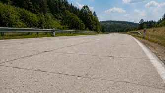 Nové vozidlo k péči o infrastrukturu přináší technologii, která je významná zejména pro diagnostiku cementobetonových krytů dálnic (zdroj: VARS) Vars ilustracni 333-2635